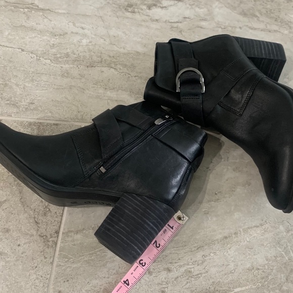Ecco - Leather Ankle Boots - Picture 9 of 14